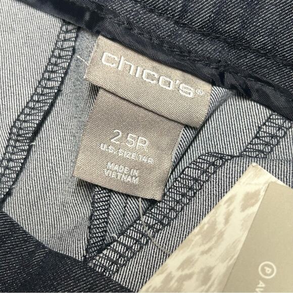 Chico's Secret Stretch Straight Leg Trousers Workwear Pants Basic Garfield Rinse - Picture 8 of 8